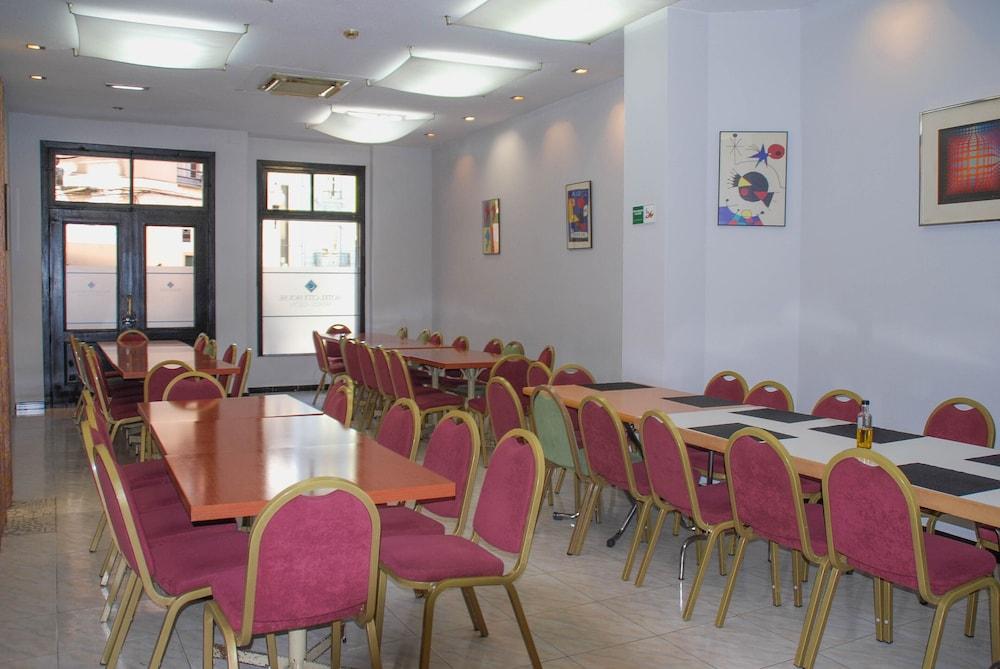 Hotel Faranda Pathos Gijon, Ascend Hotel Collection Экстерьер фото